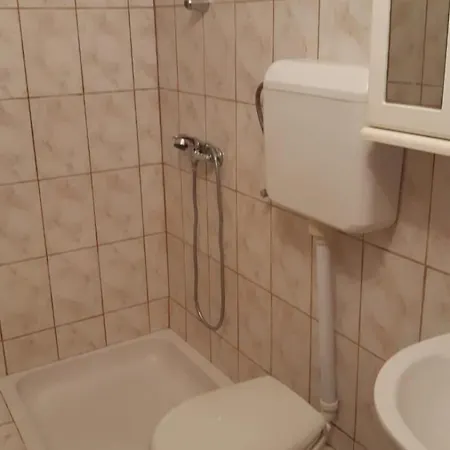 Apartamento 5241-3 For 4 Pers In *